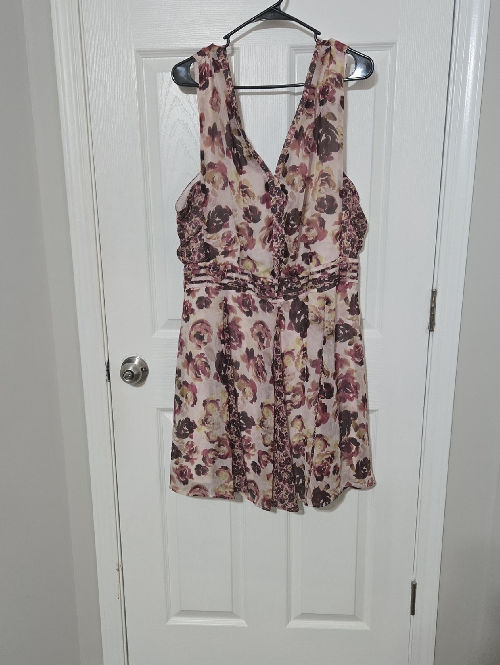 Floral V-Neck Sleeveless Dress - Pink & Brown